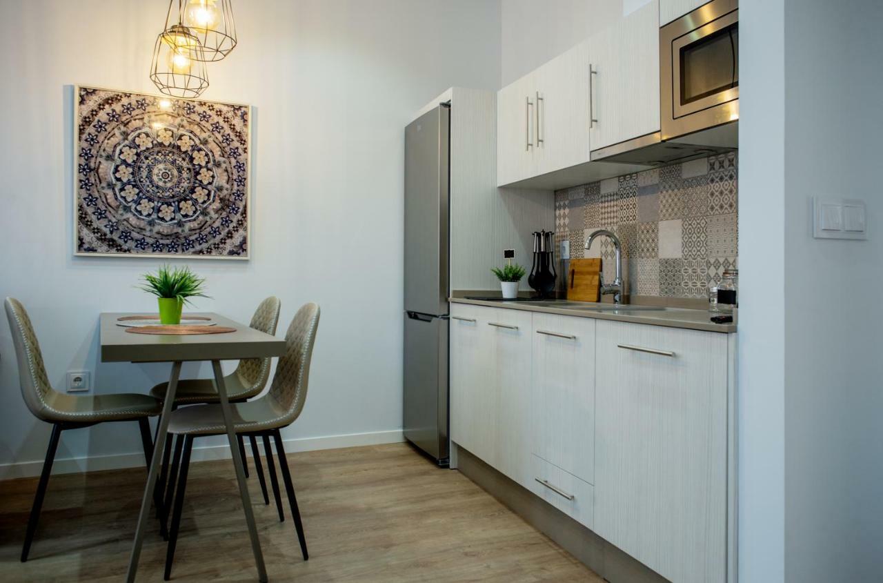Apartamentos Turísticos Moret 11 - 2B Caceres Bagian luar foto