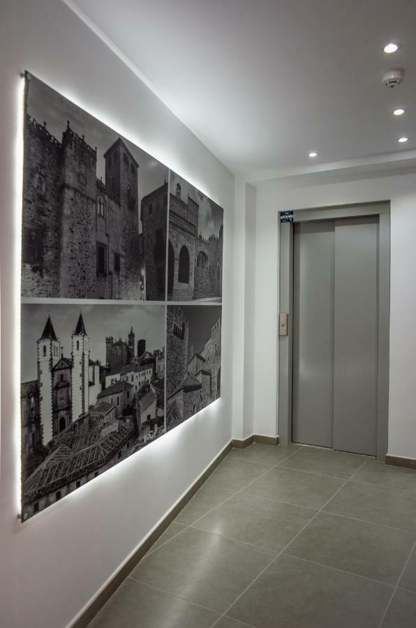 Apartamentos Turísticos Moret 11 - 2B Caceres Bagian luar foto